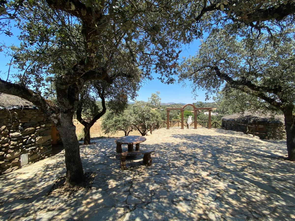 Complejo Rural El Prado Hotel Logrosan Luaran gambar